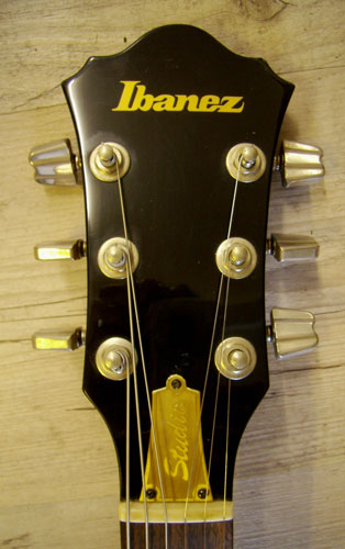 Ibanez Studio ST- 70 de 1981